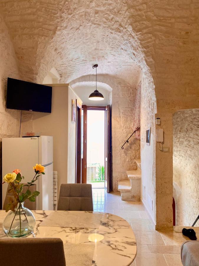 Casa Melina! Historic House In Locorotondo Villa Exterior photo